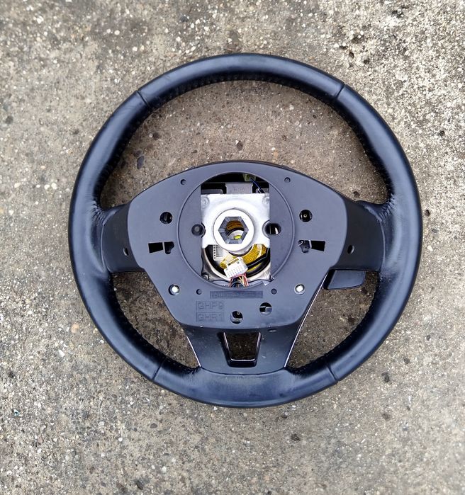 Volan piele + airbag Mazda 6 GJ an 2012-2021 ( IMPECABIL )
