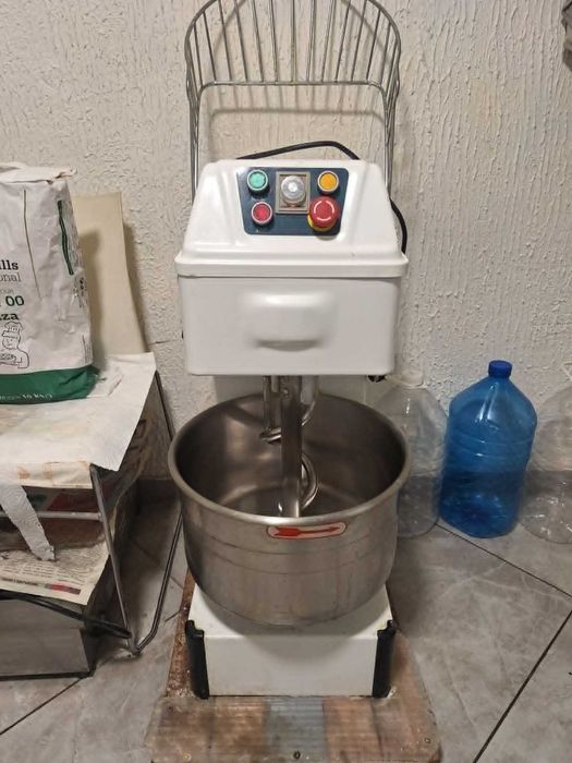 Тестомесачка spiral mixer
