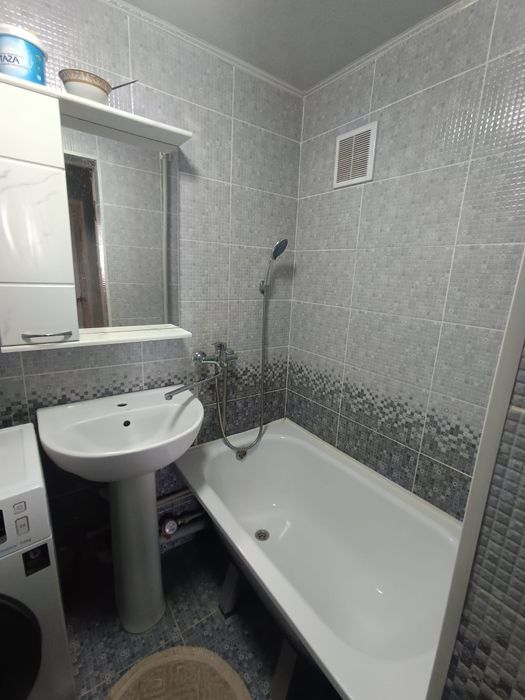 Сдаётся квартира 3- х комнатная