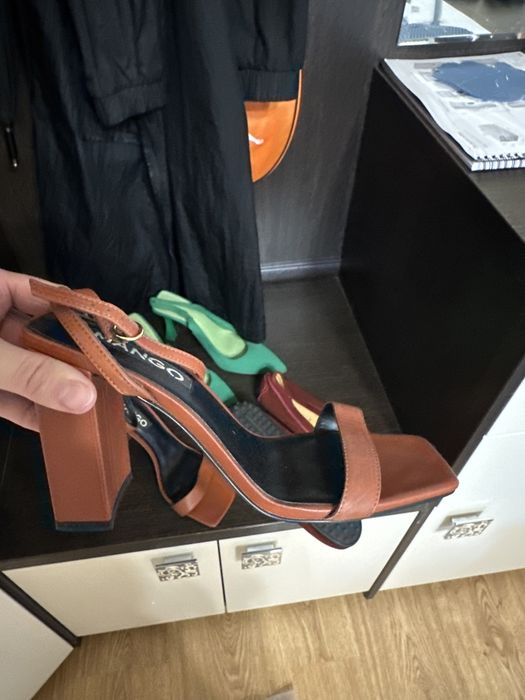 Продам обувь в идельном состоянии