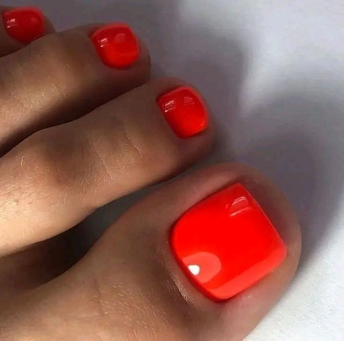 Manichiura și pedichiura clasică,gel si sempermanenta Rym Salon