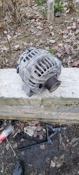 Продам генератор на мерседес w220 s500