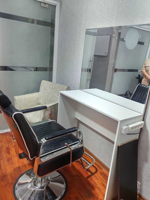 "Гузаллик салони" мебели тулик сотилади кредитга еки булип тулашга .