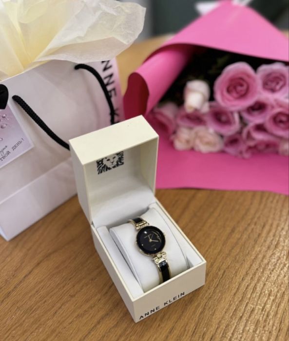 Продается оригинал часы Anne Klein