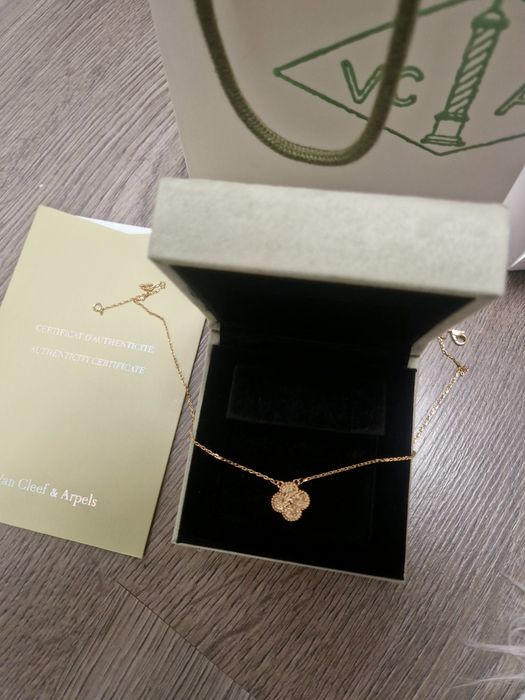 Дамско колие Van Cleef