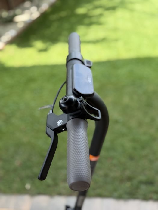 Trotineta electrica Ninebot eKickScooter E2