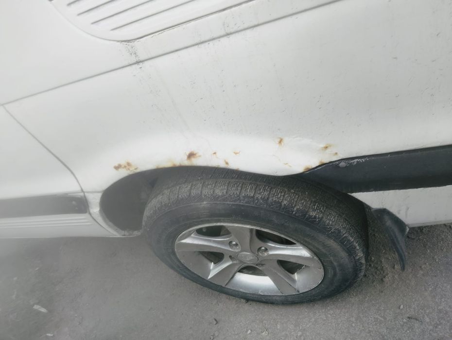 Продам машину mitsubishi