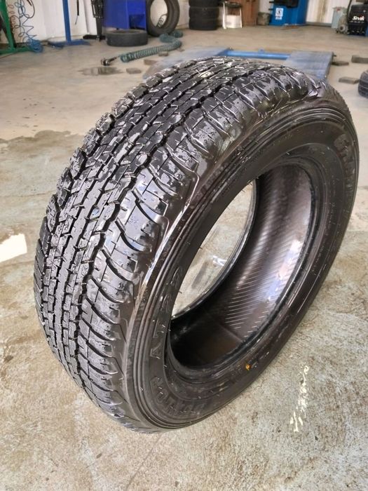 Продам шины б/у Bridgestone 225/60 R18