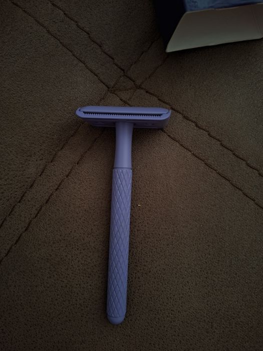 Метална самобръсначка skinfleek