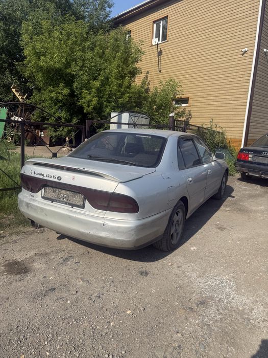 Mitsubishi Galant 7