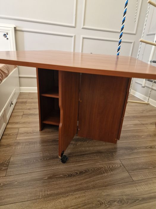 Раскладной стол-тумба