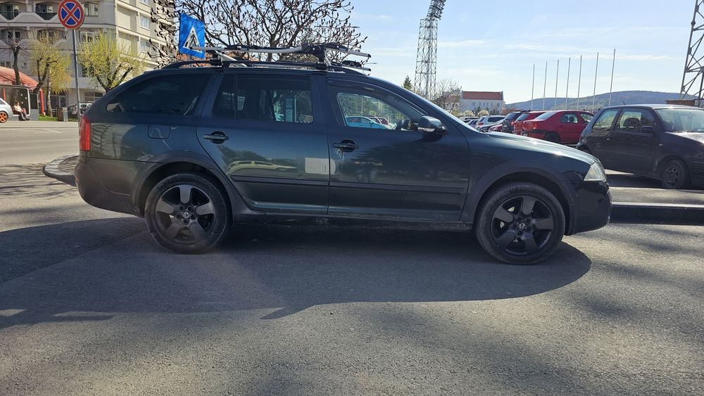 Skoda octavia 2 scout cu Webasto