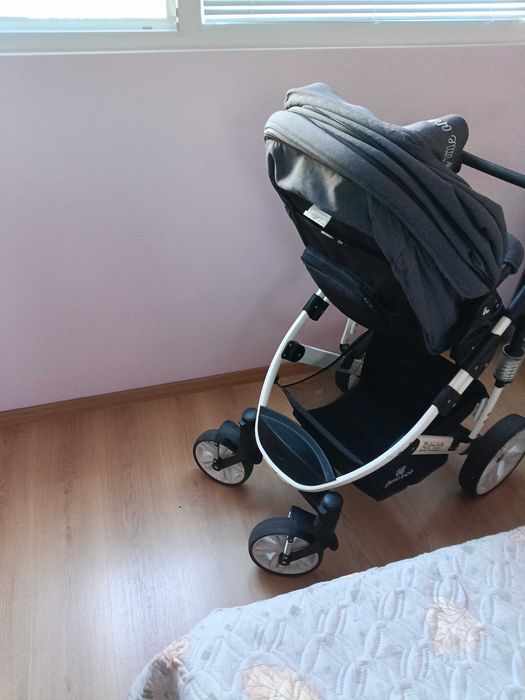 Бебешка количка Kikkaboo