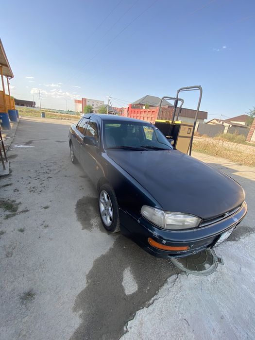 Машина тойота                           А.