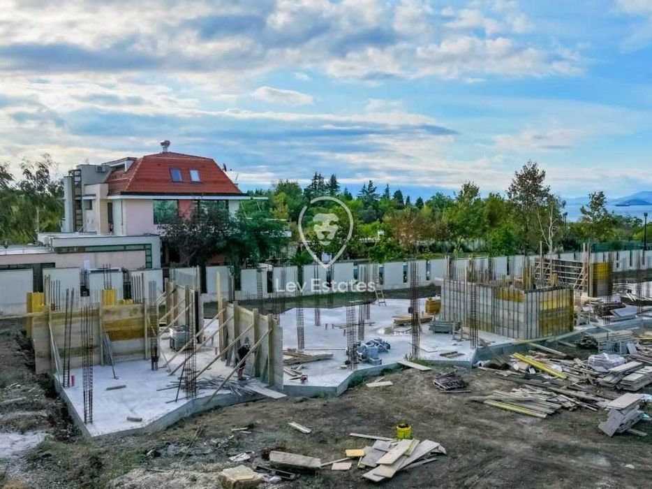 Продава се Двустаен апартамент в Бургас, Сарафово - 95 кв.м за 832 €/кв.м - Снимка #4