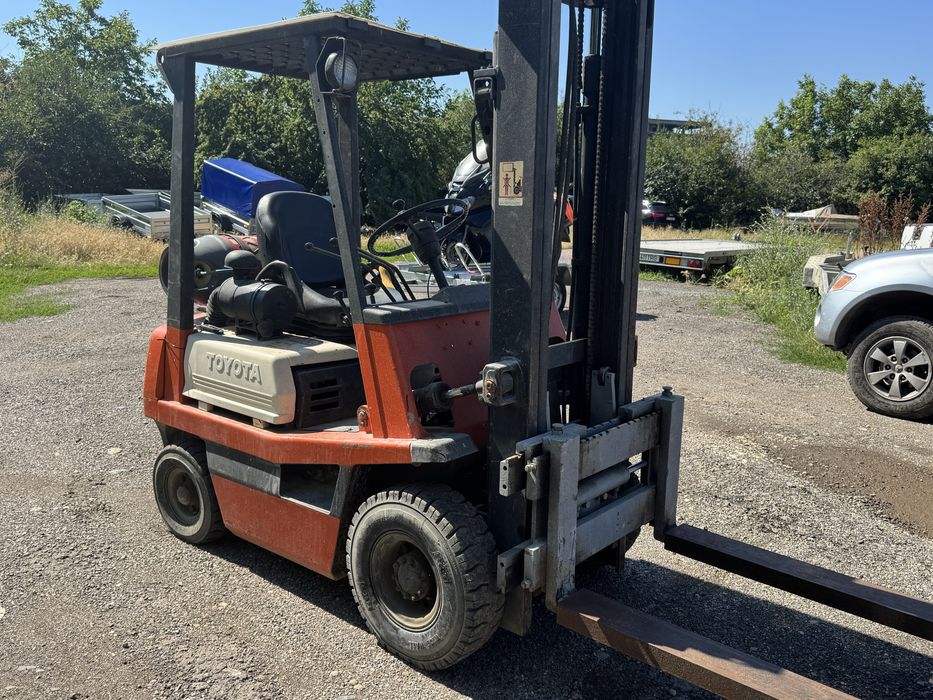 Motostivuitor / Stivuitor Toyota 1.5 tone / GPL / Translatie
