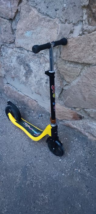 Продаю детский самокат