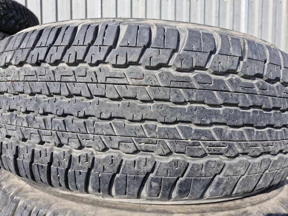 На Прадо 265/60/18 Дунлоп