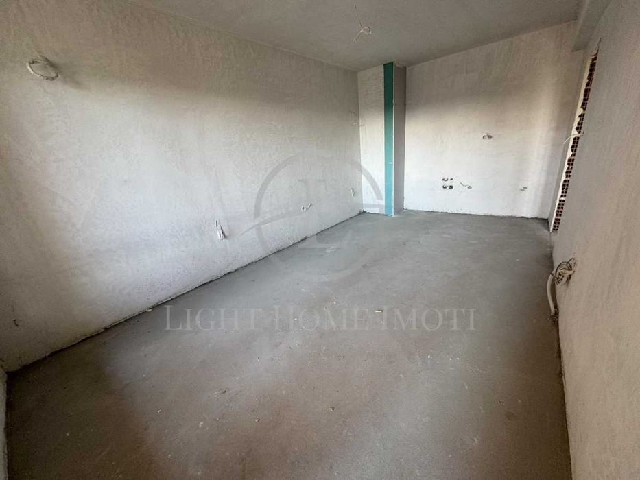 Продава се Двустаен апартамент в Пловдив, Тракия - 63 кв.м за 1842 €/кв.м - Снимка #1