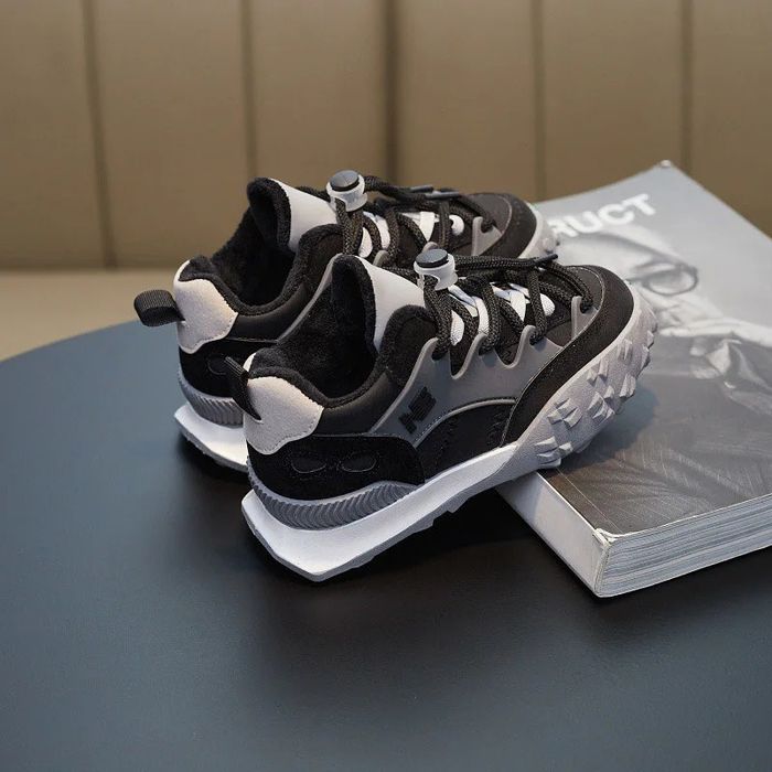 Кроссовки детские