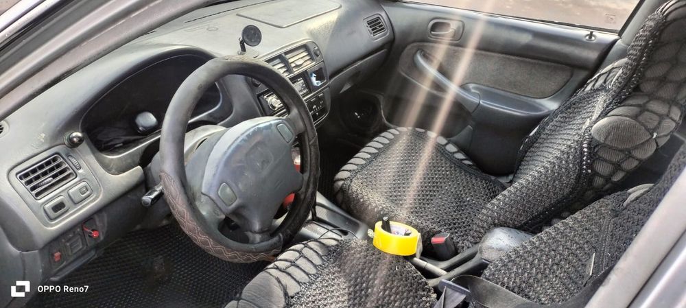 Срочно продам машину