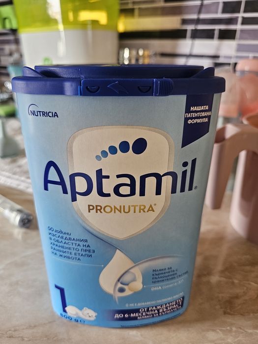 Адаптирано мляко Aptamil Pronatura 1