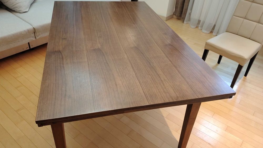 стол  деревянный