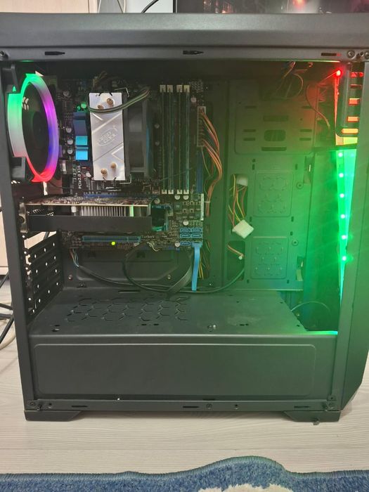 Игровой системный блок GTX 1050, i7, RGB-подсветка