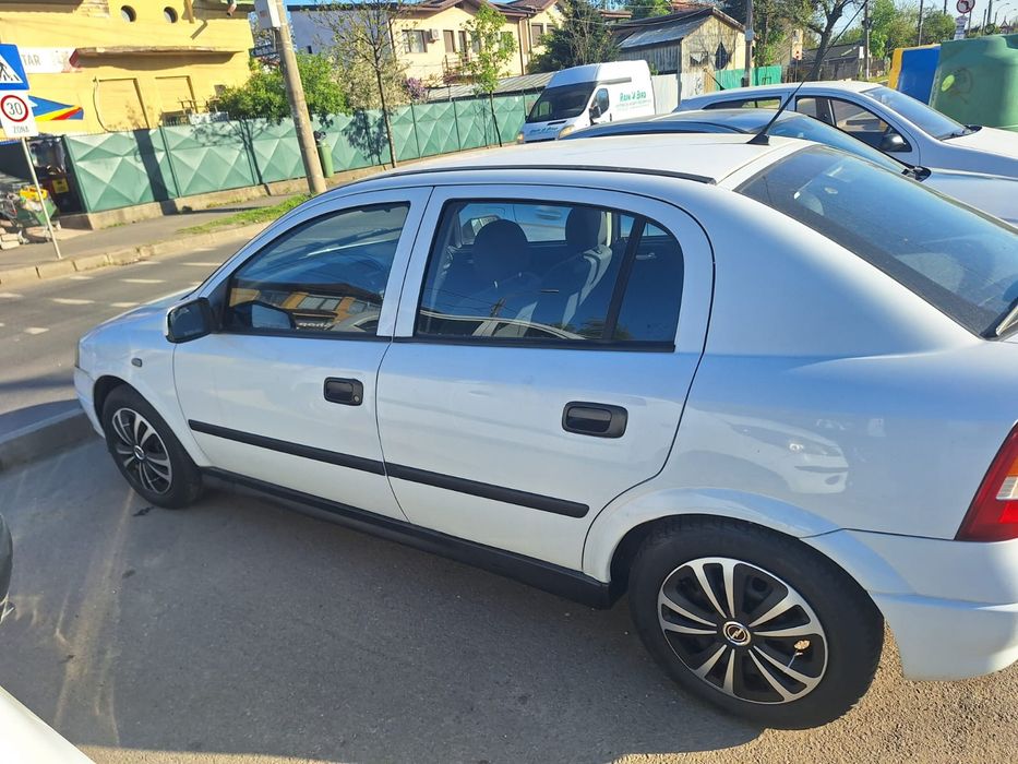 Vând Opel Asta G 2008