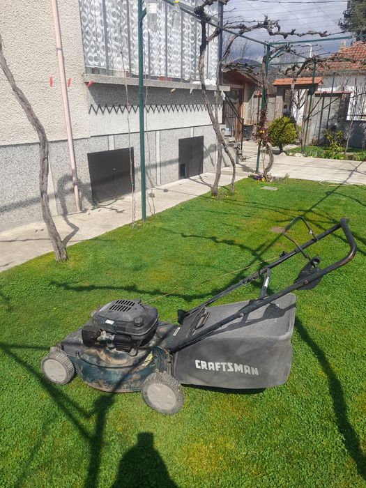 Моторна косачка craftsman със самоход