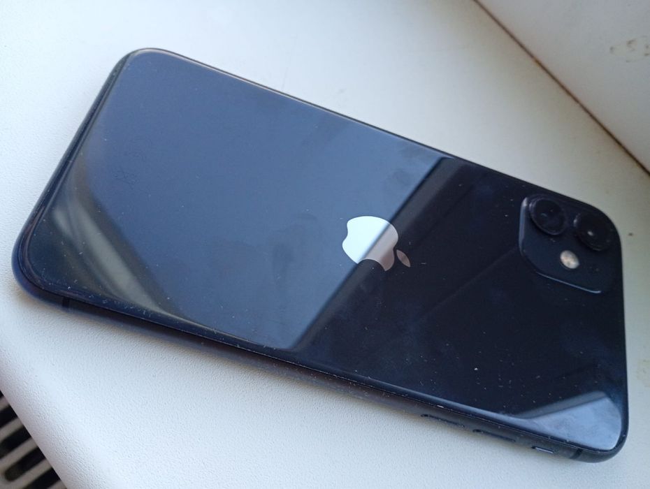 Айфон 11 сатылады