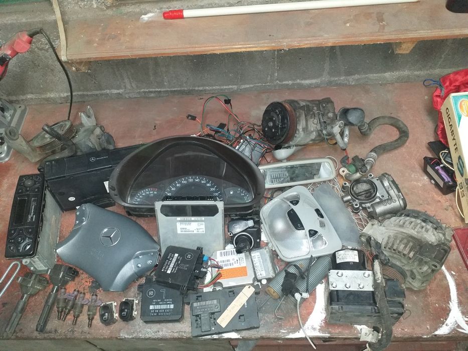 Останали части за mercedes w203 kompressor