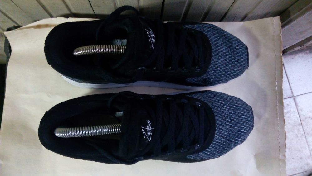 ''NIKE Air Max Zero Se''оригинални маратонки 39 номер