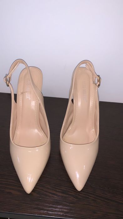 Продам туфли Лодочки