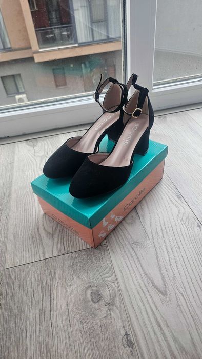 Pantofi negrii cu toc