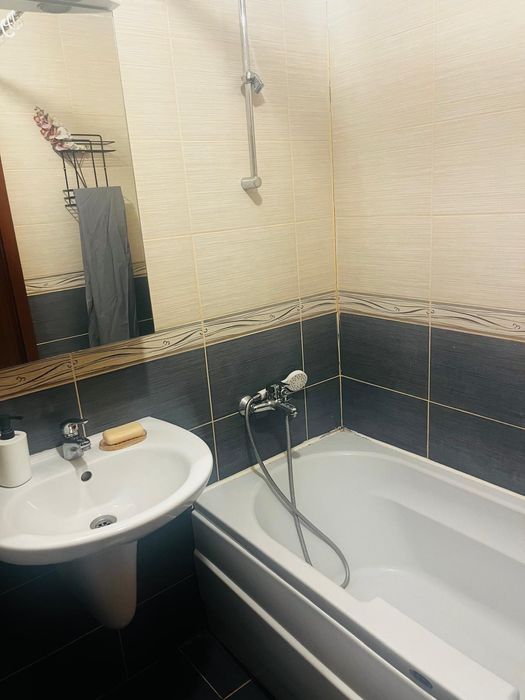 Дава се под наем Едностаен апартамент в к.к. Св.Св. Константин и Елена - 65 кв.м за 400 € - Снимка #5