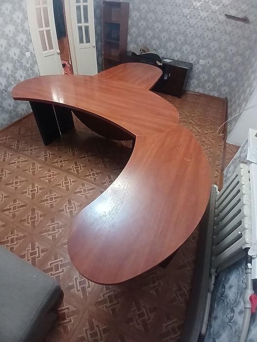 Стол руководителя  письменный  стол