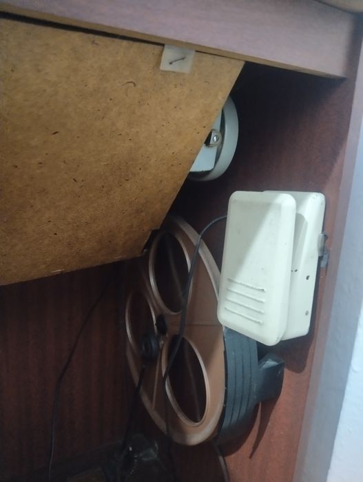 Продам швейную машинку