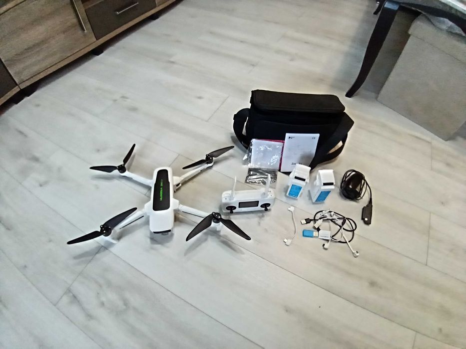Дрон HUbsan zino 2 plus