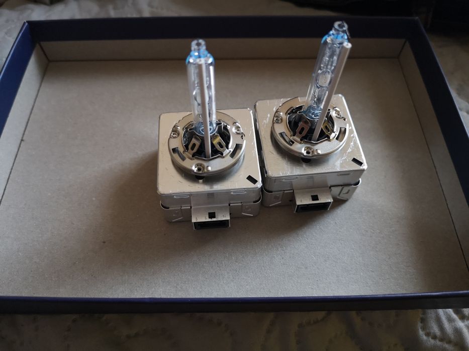 2 бр крушки ксенон D3S philips xtreme vision  d3s Xenon