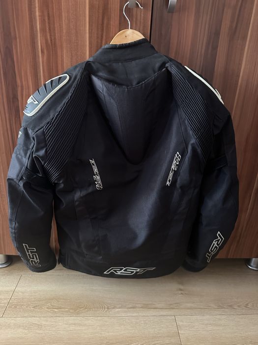 Vand geaca moto RST