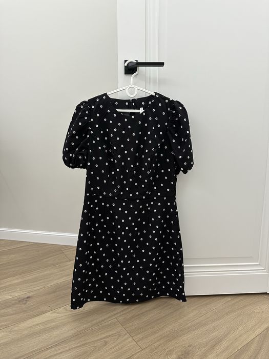 Платье новое Befree