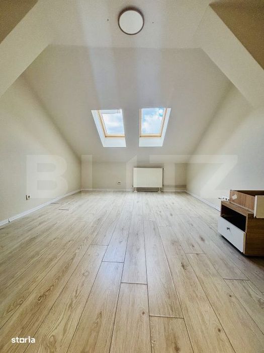 Casa 10 camere, 170 mp, zona Lunei
