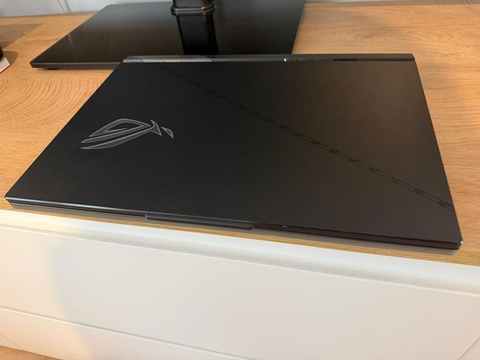 Laptop ASUS ROG SCAR 16, i9-13980HX, RTX 4080, 32GB, 2TB, QHD+ 240Hz