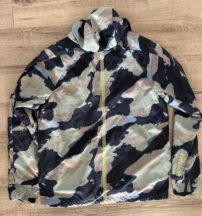Geaca de vant , windbreaker superdry L