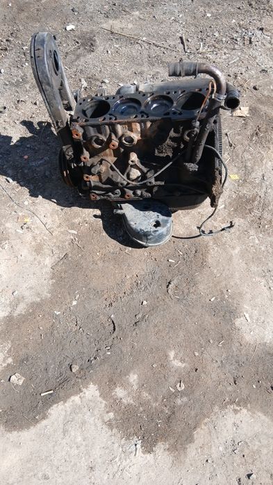 Двигатель опель 1.8