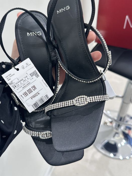 Босоножки из новой коллекции MANGO