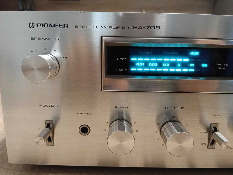 Усилвател Pioneer SA 708