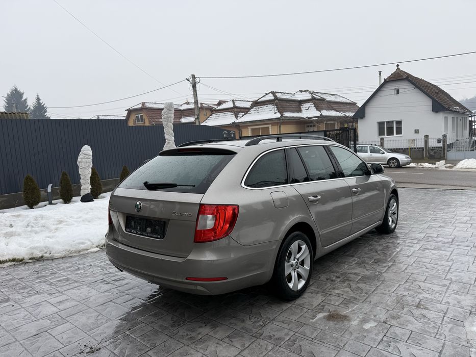 Skoda Superb Style ~ 2.0 TDI ~ An 2013 ~ Euro 5 ~Carte Service~TUW~