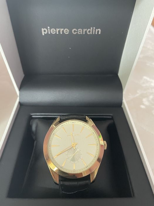 Позлатен часовник Pierre Cardin